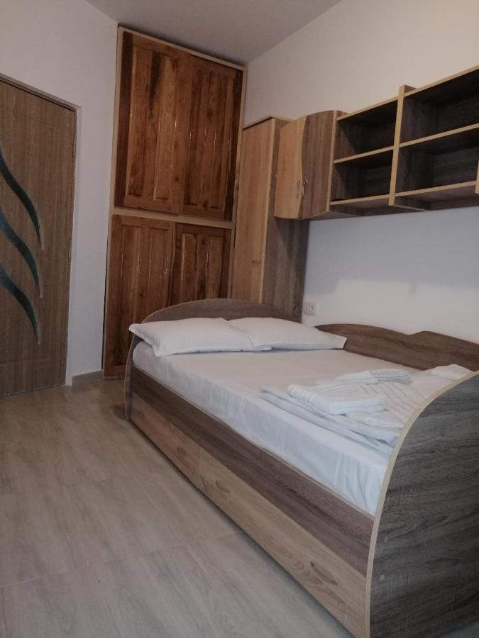 Adina Appartement Năvodari Buitenkant foto