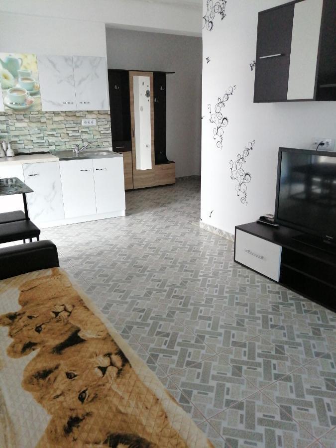 Adina Appartement Năvodari Buitenkant foto