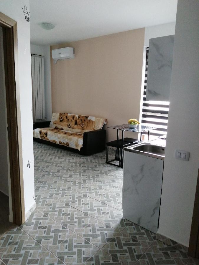Adina Appartement Năvodari Buitenkant foto