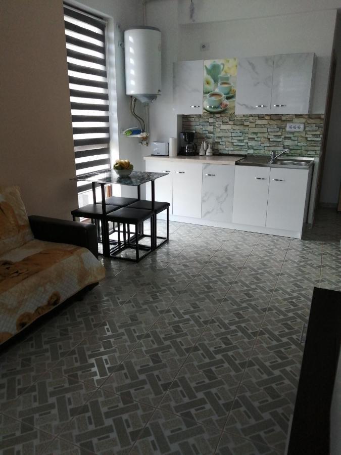 Adina Appartement Năvodari Buitenkant foto