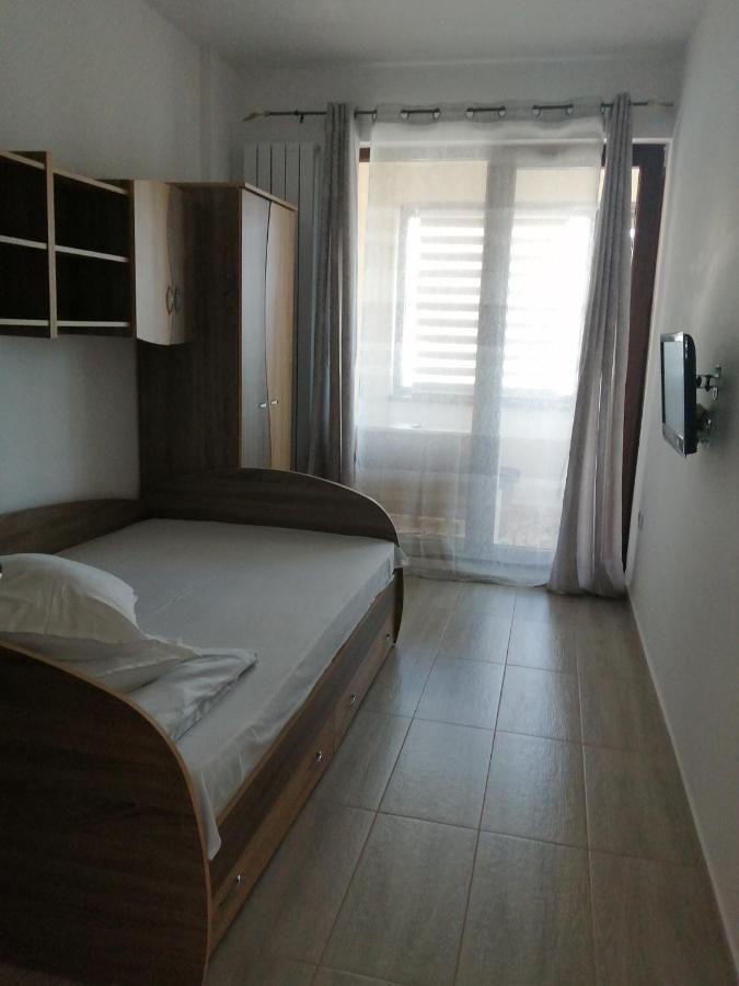 Adina Appartement Năvodari Buitenkant foto