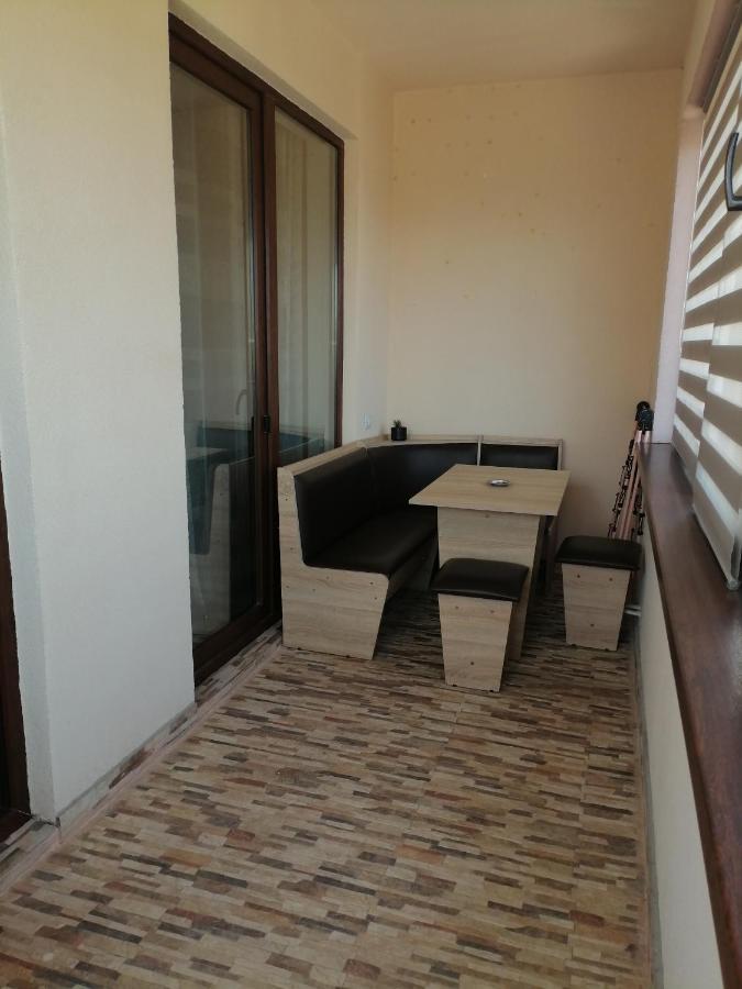 Adina Appartement Năvodari Buitenkant foto